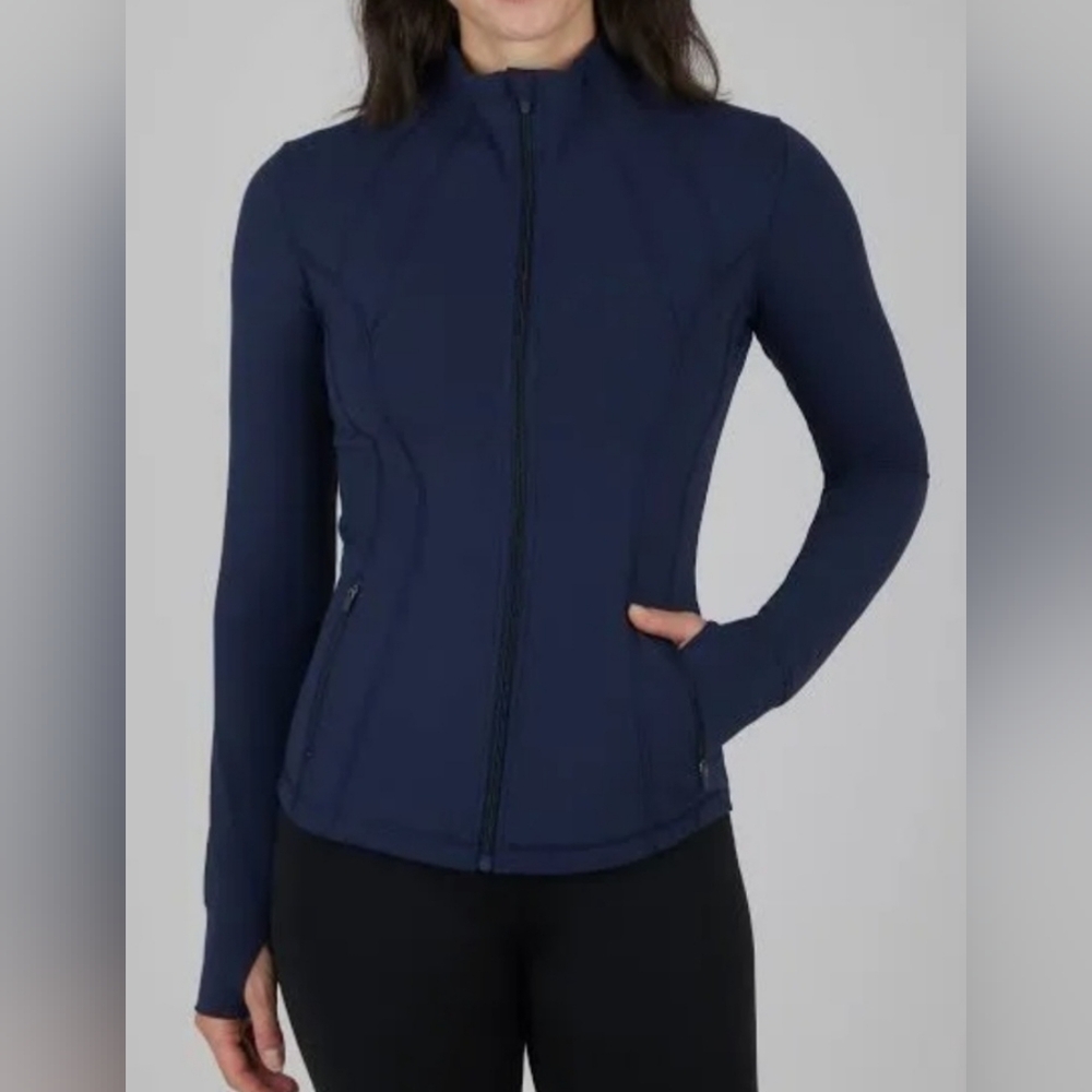 Women's Jacket Dark Navy Yogalicious  with pockets Nwt